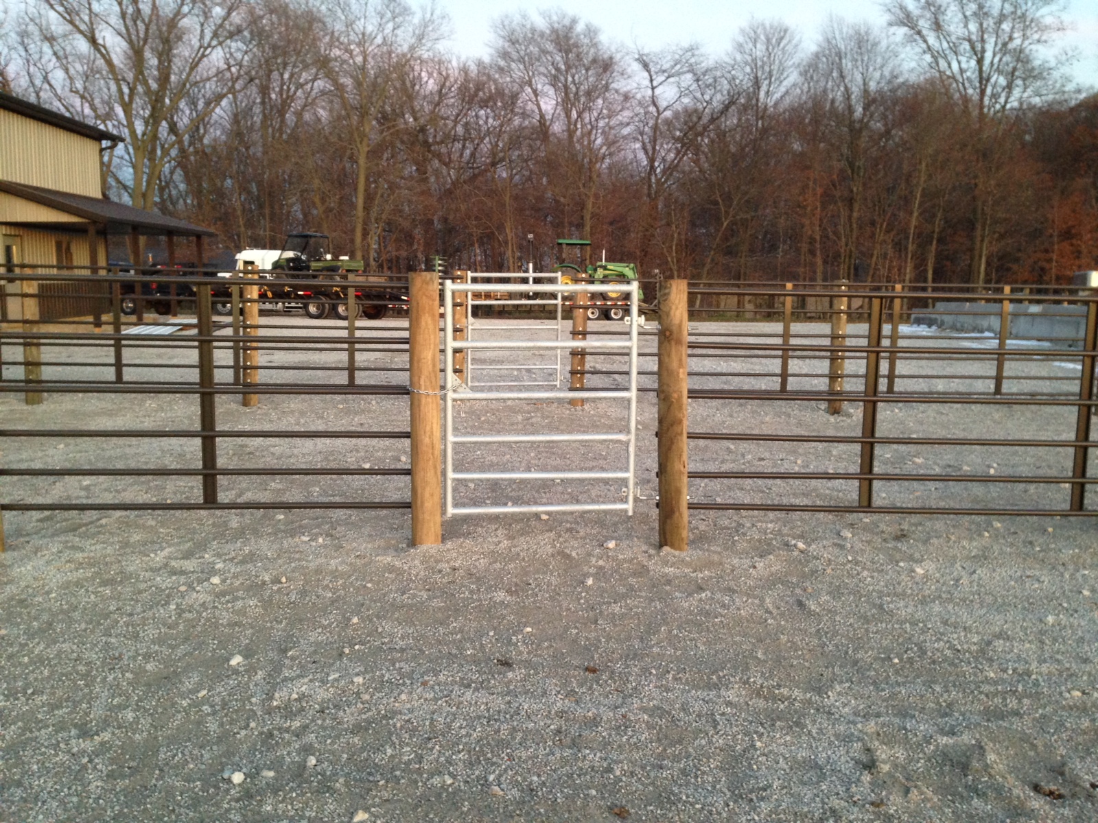 Continuous Fence - Kramer Fence Construction Inc.